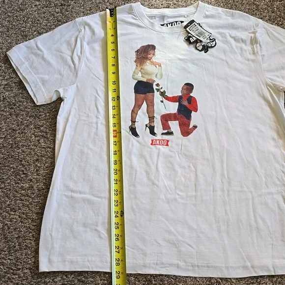 Rare Akoo Graphic Tee with Young Man On His Knee - Picture 5 of 6